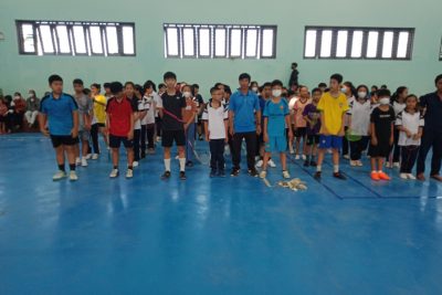 Trường THCS Phổ Văn tổ chức khai mạc giải cầu lông cấp trường