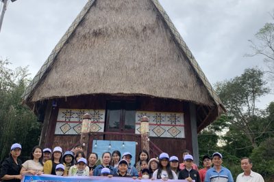 Trường THCS Phổ Văn tổ chức tham quan du lịch, học tập hè 2023