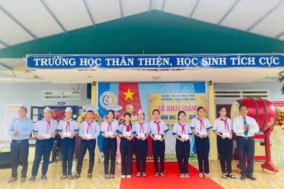 Sáng ngày 5/9 Trường THCS Phổ Văn tổ chức Lễ khai giảng năm học 2024-2025.